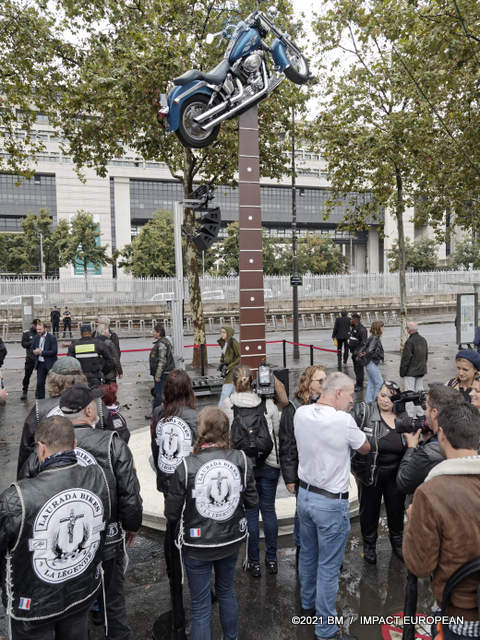 Esplanade Johnny-Hallyday 59