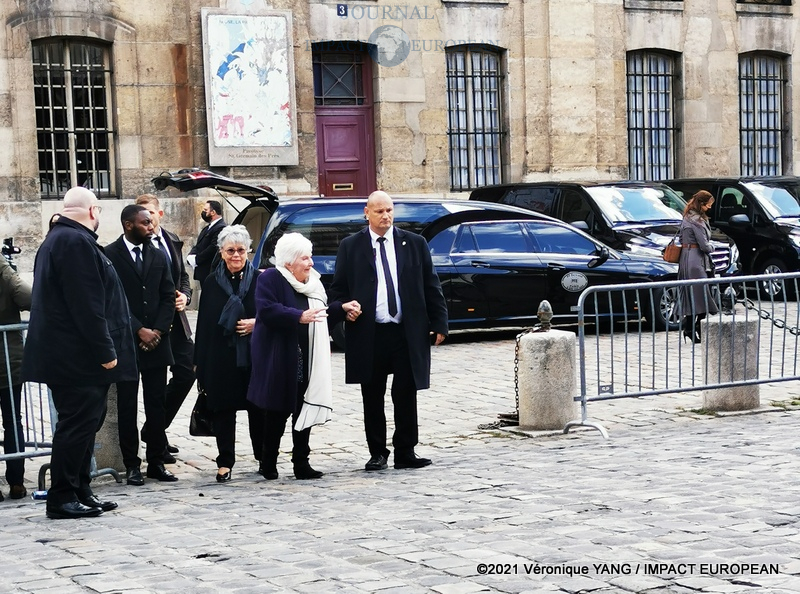 IMG_20211006_130153.jpg 01