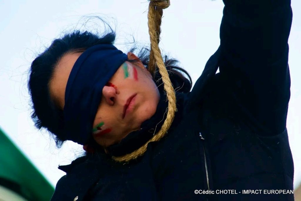 Rassemblement la liberté vue par les iraniens.4