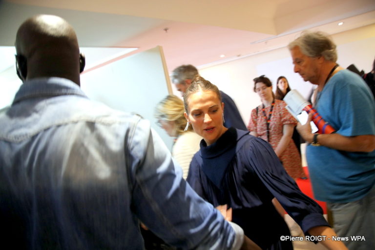 FIREBRAND de Karim Aïnouz: Alicia Vikander