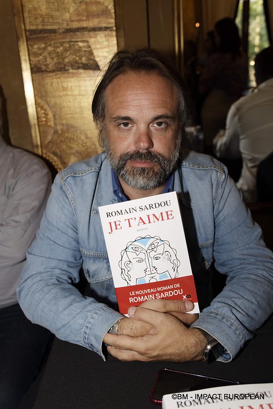 52981343120_e89372d066_c