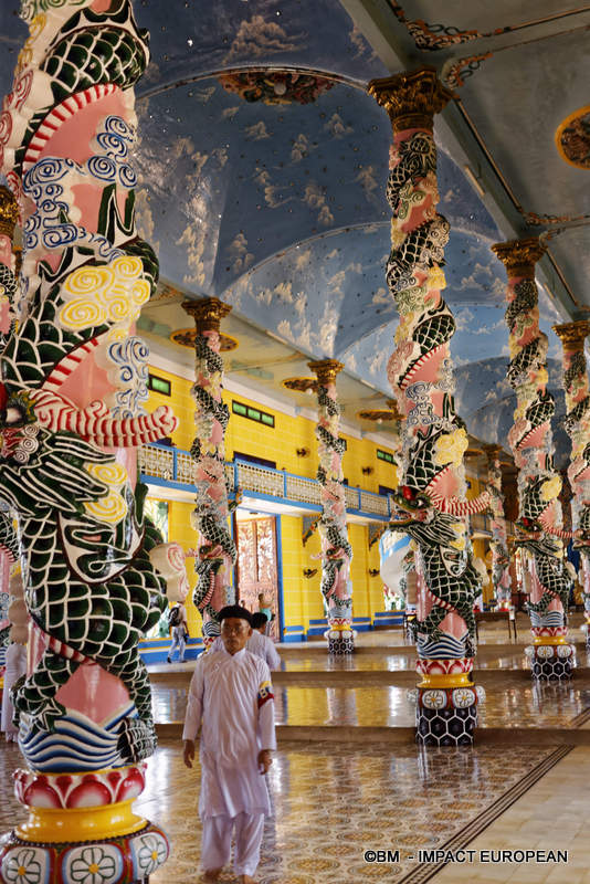 Cao Dai Vietnam 08