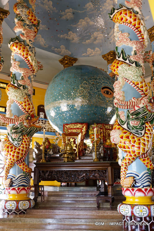 Cao Dai Vietnam 16