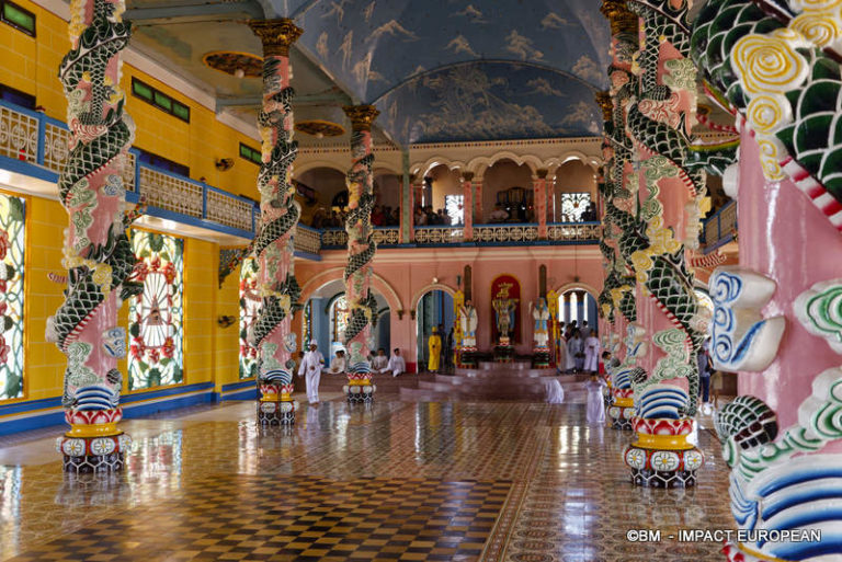Cao Dai Vietnam 19