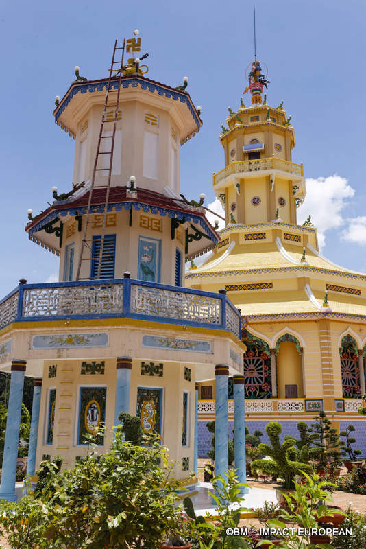 Cao Dai Vietnam 37