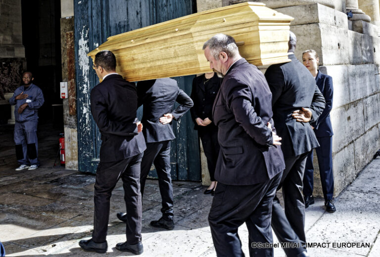 CATHERINE LACHENS OBSEQUES 13