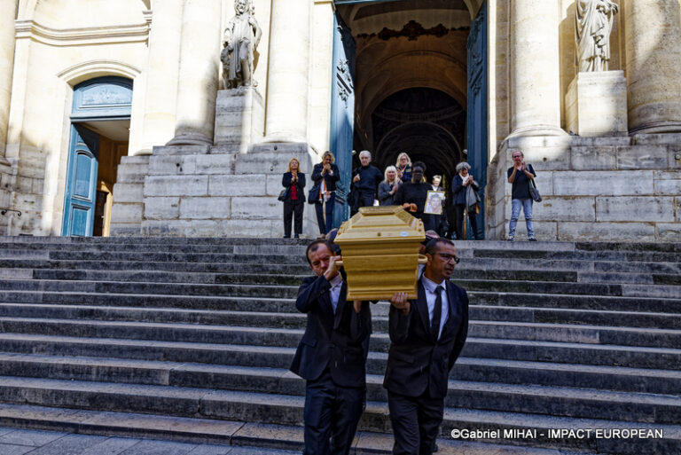 CATHERINE LACHENS OBSEQUES 22