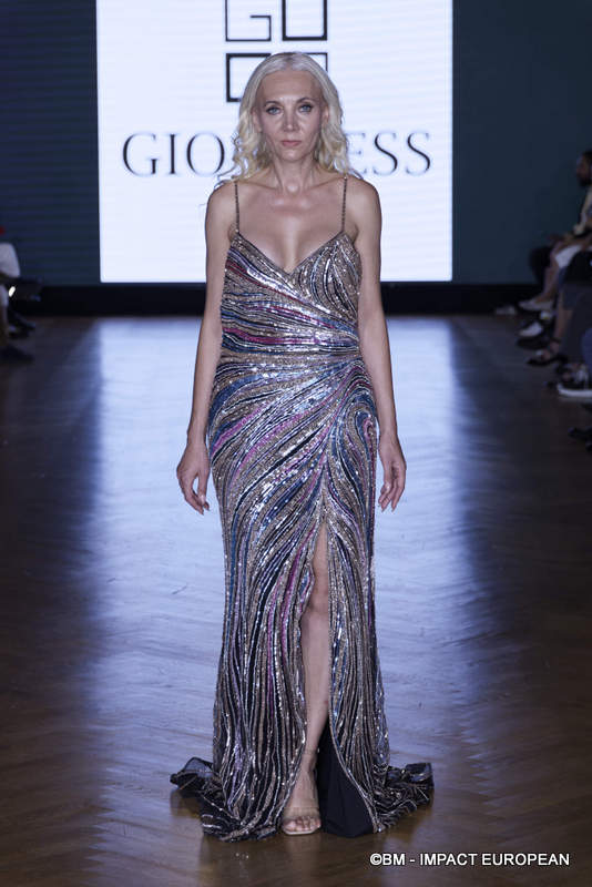 FASHION SHOW AEFW 165