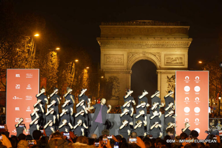 Illumination Champs-Elysées 05