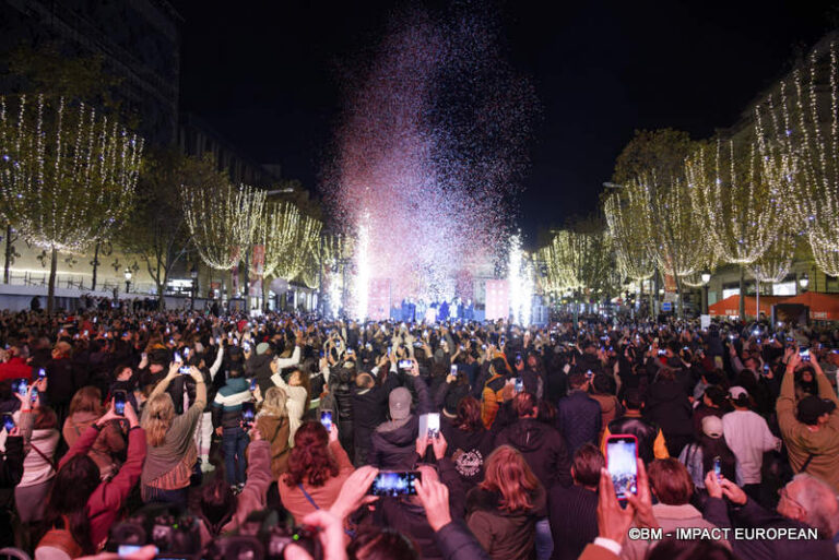 Illumination Champs-Elysées 08