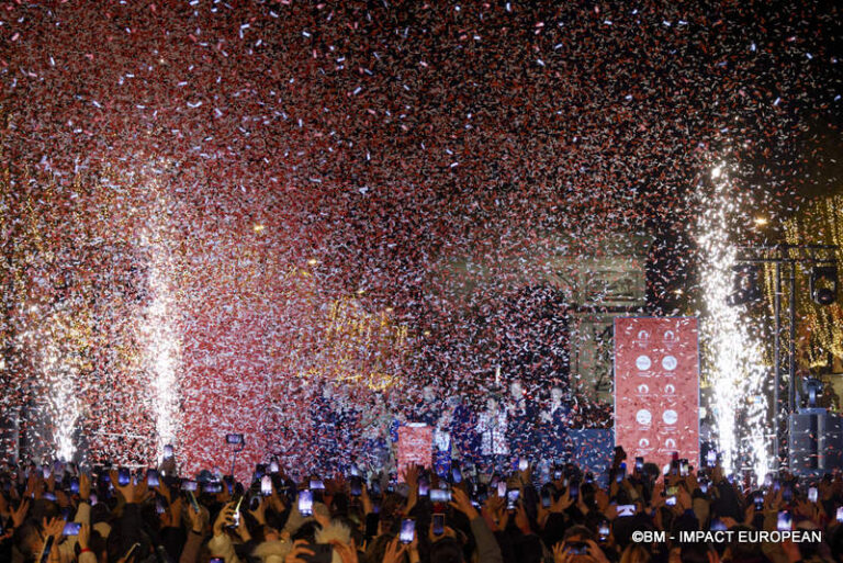 Illumination Champs-Elysées 10