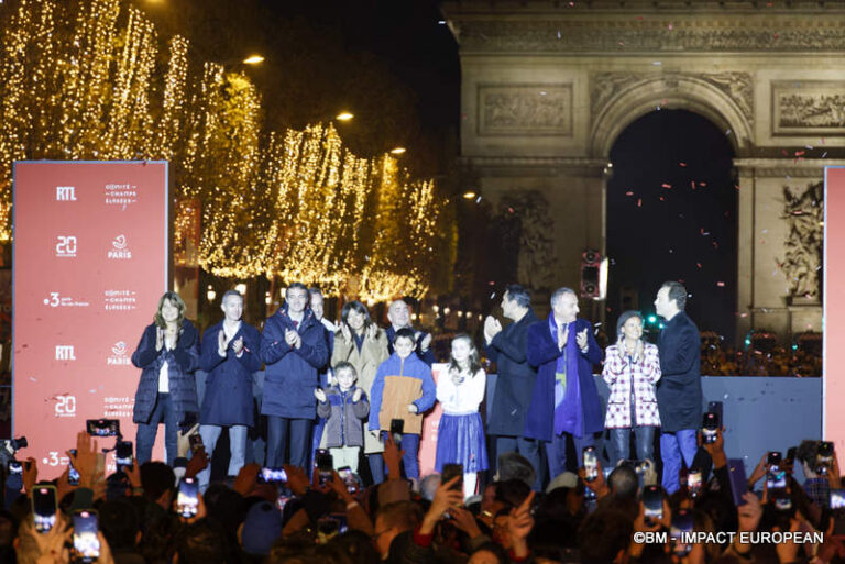 Illumination Champs-Elysées 13