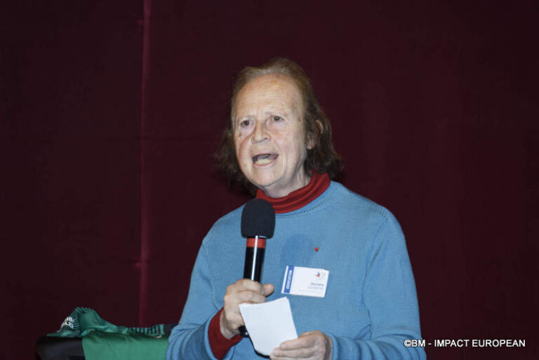 Pères Noël verts 2023 57