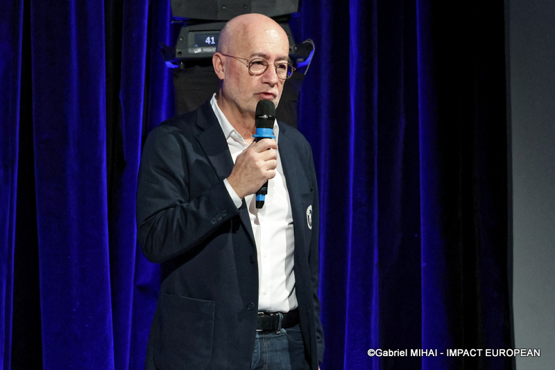 IMG_8432Trophée-hockey sur glace