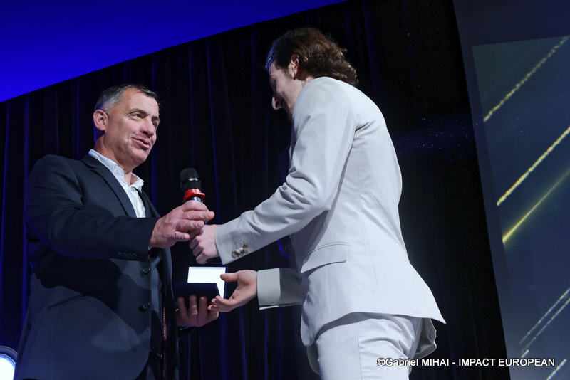 IMG_8524Trophée-hockey sur glace