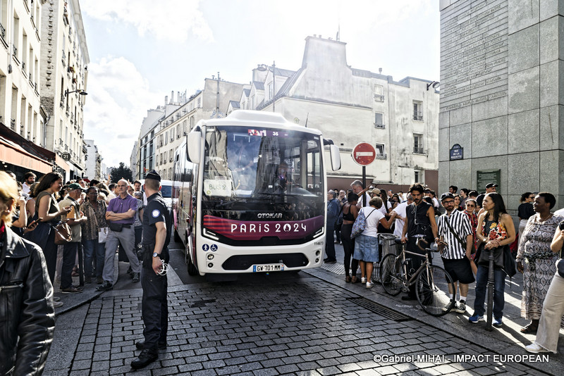 IMG_1199fllame à la Bastille