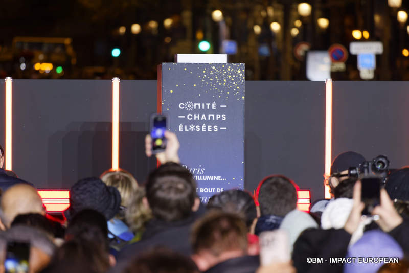 Illuminations Champs-Elysées 001