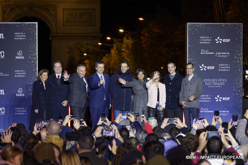 Illuminations Champs-Elysées 008