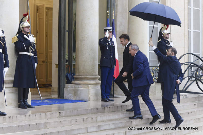 Emmanuel Macron et Nikol Pachinian, Premier ministre de la
République d’Arménie