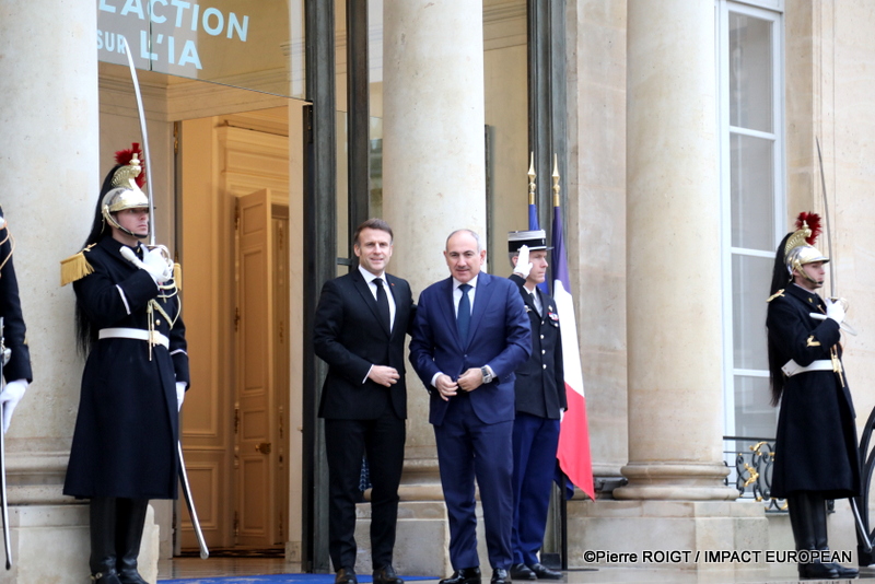 Emmanuel Macron, le président français et Nikol Pachinian, Premier ministre de la République d’Arménie