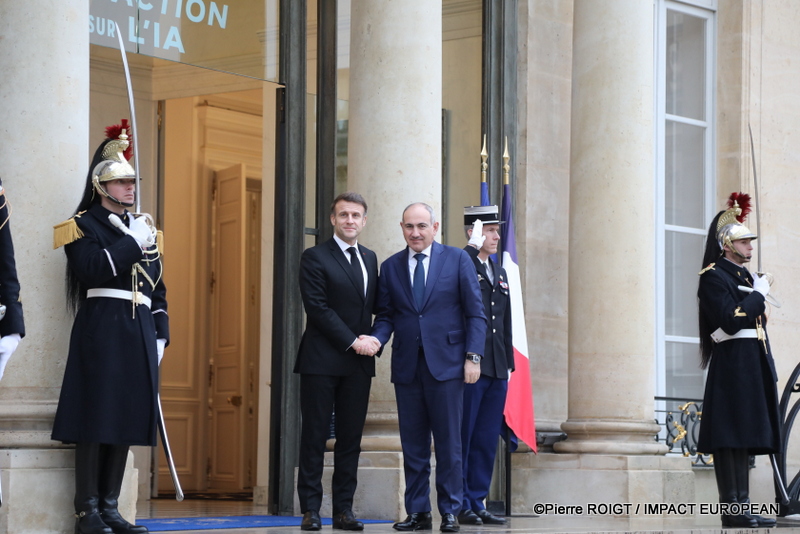 Emmanuel Macron, le président français et Nikol Pachinian, Premier ministre de la République d’Arménie