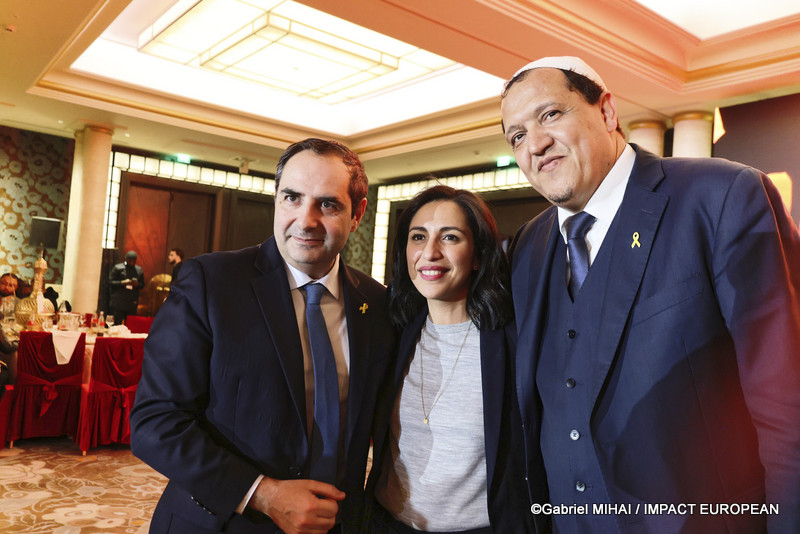 Le président du Consistoire israélite français Elie Korchia, la ministre Sarah El Hairy et l'imam Chalghoumi