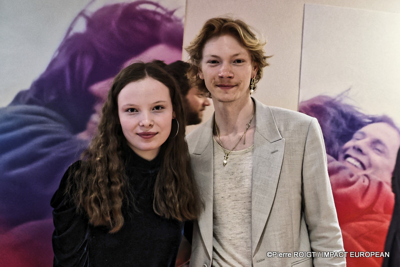 SOUND OF FALLING - Laeni Geiseler et Filip Schnack