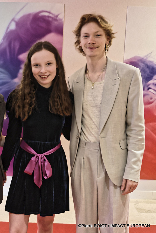 SOUND OF FALLING - Laeni Geiseler et Filip Schnack