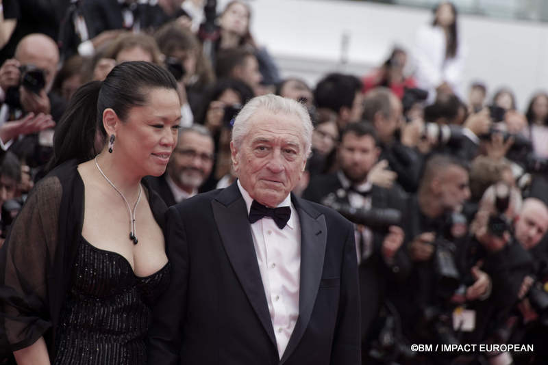 Robert De Niro - Montée des marches du film « Partir un jour » pour la cérémonie d’ouverture du 78ème Festival International du Film de Cannes