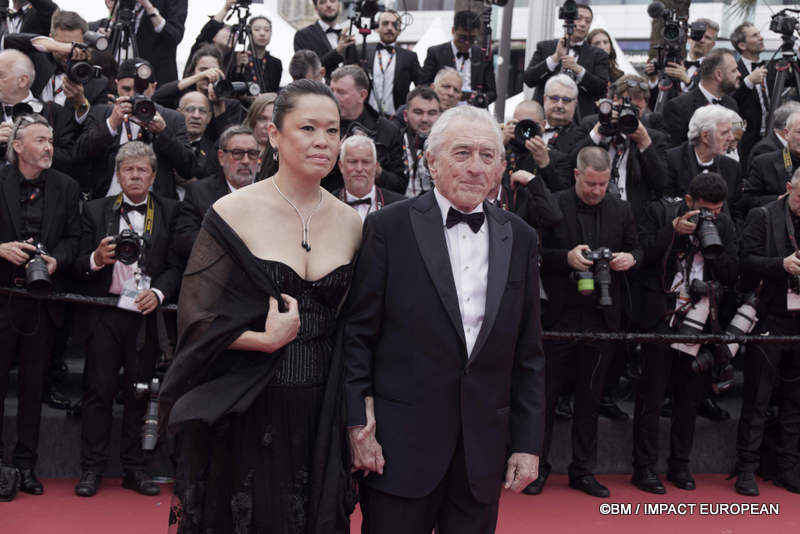 Robert De Niro - Montée des marches du film « Partir un jour » pour la cérémonie d’ouverture du 78ème Festival International du Film de Cannes