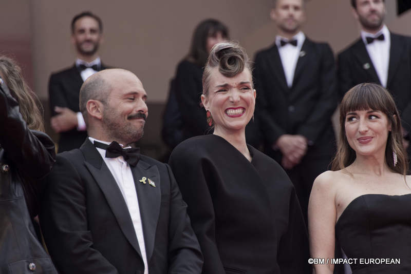 Pierre-Antoine Billon, Amandine Dewasmes, Juliette Armanet, - Montée des marches du film « Partir un jour » pour la cérémonie d’ouverture du 78ème Festival International du Film de Cannes