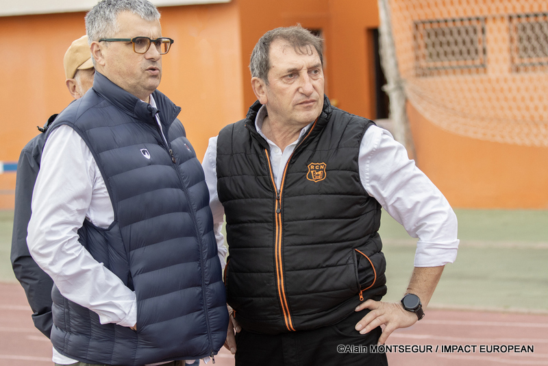 A gauche Benoît Mestre (Président de Carcassonne), à droite Xavier Marco (Président du RCN)