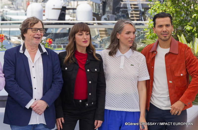 Les acteurs du film Partir un jour, François Rollin, Juliette Armanet, Amandine Dewasmes et Tewfik Jallab