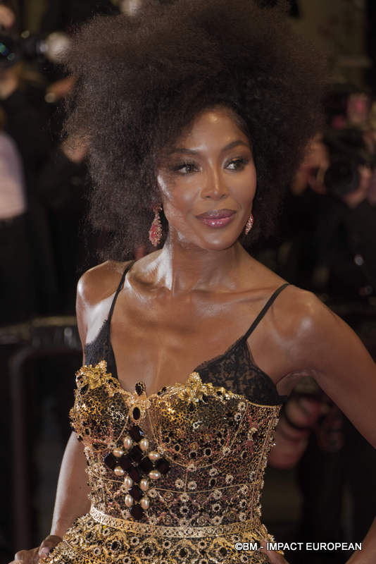 Tapis rouge Fuori 023