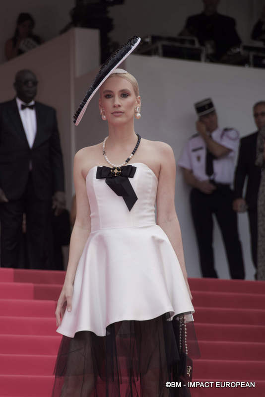 Tapis rouge Highest 2 Lowest 005