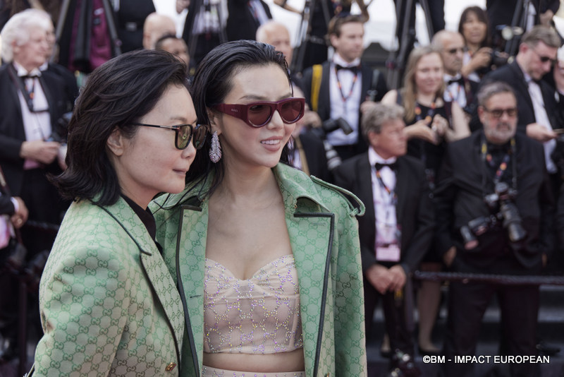 Tapis rouge de cloture 0002