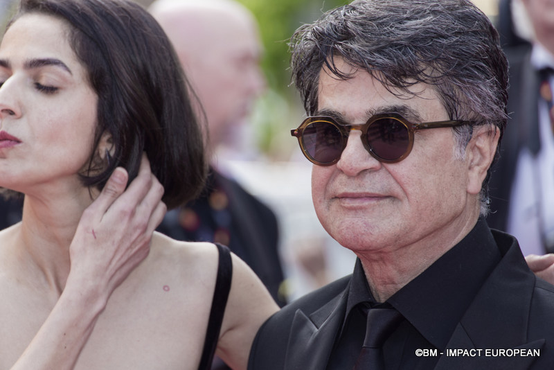 Tapis rouge de cloture 0037