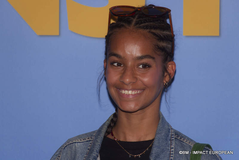 Eva Vincent assiste à la première de « Un Mariage Sans Fin » au Max Linder le 06 mai 2025 à Paris