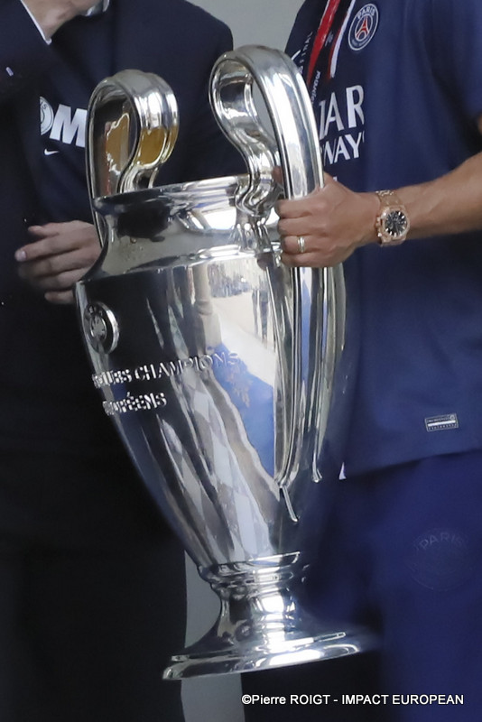 66 PSG champion d’Europe