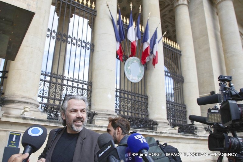 A27I0655vote députés