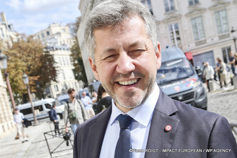 A27I0667vote députés