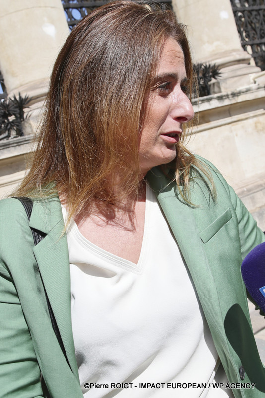 A27I0676vote députés