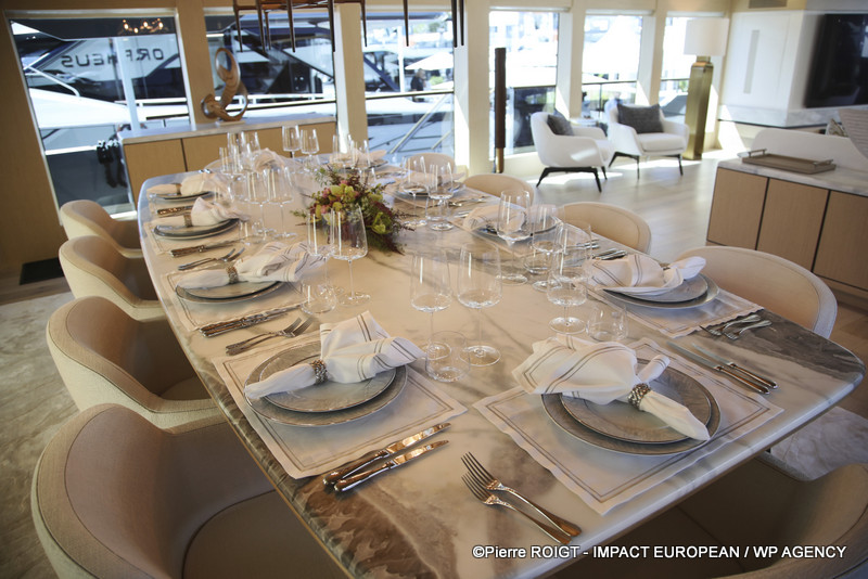 A27I0806YACHING 2025