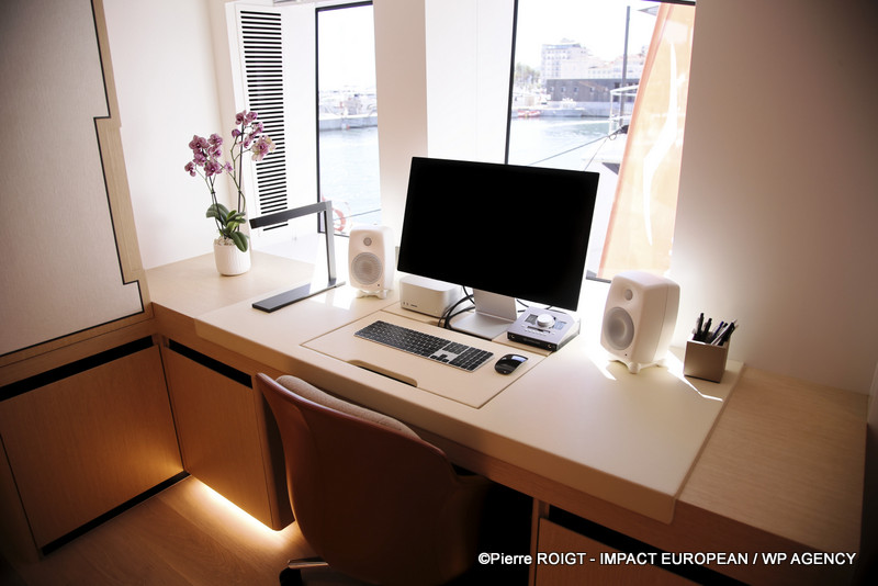 A27I0810YACHING 2025