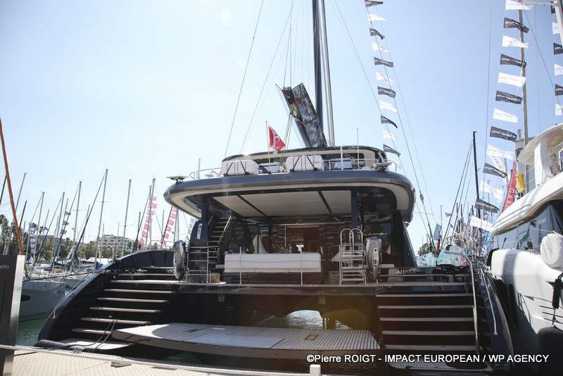 Superyacht au Cannes Yachting Festival 2025