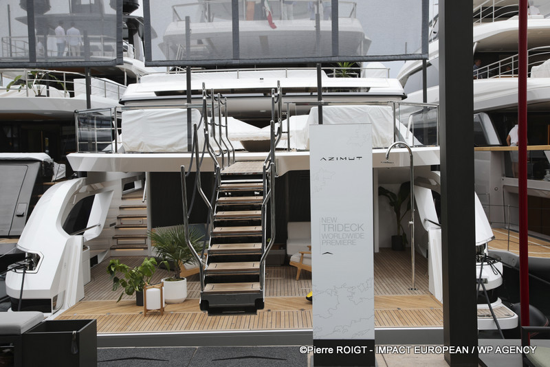 Superyacht au Cannes Yachting Festival 2025