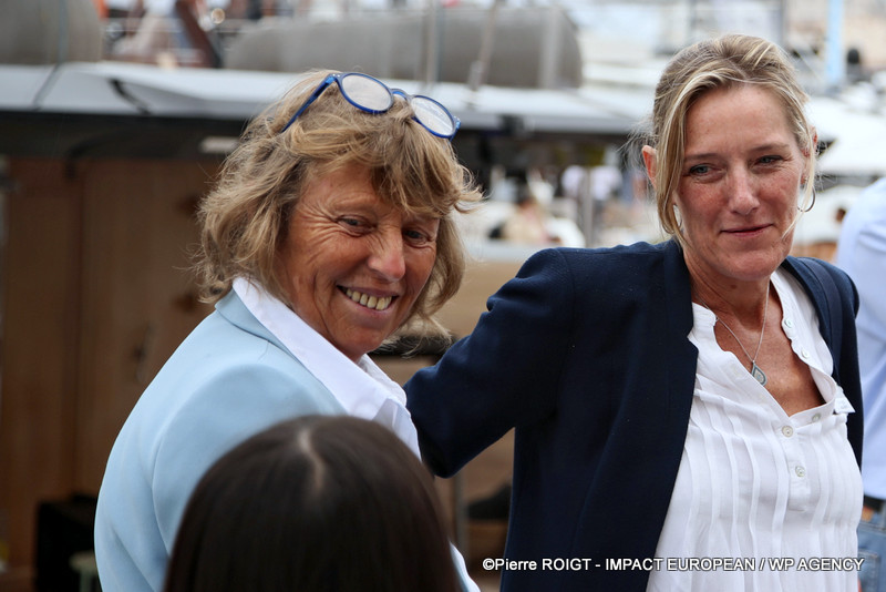 Sylvie Ernoult (directrice sortante) et de Constance Brément (nouvelle directrice)