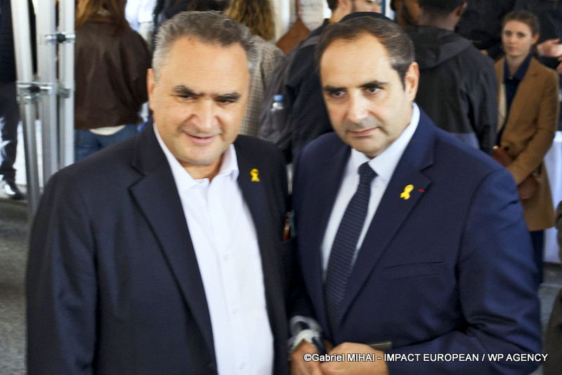 L''ambassadeur d'Israël en France, Joshua L. Zarka et le président du Consistoire israélite en France, Élie Korchia