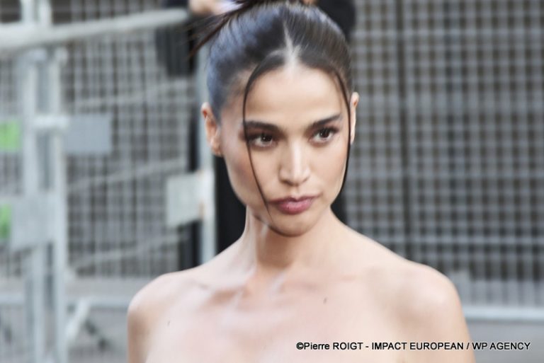 A27I1456PARIS FW Courrége