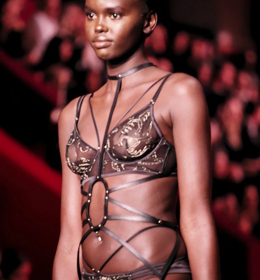 A27I1901ETAM PARIS FW 2025